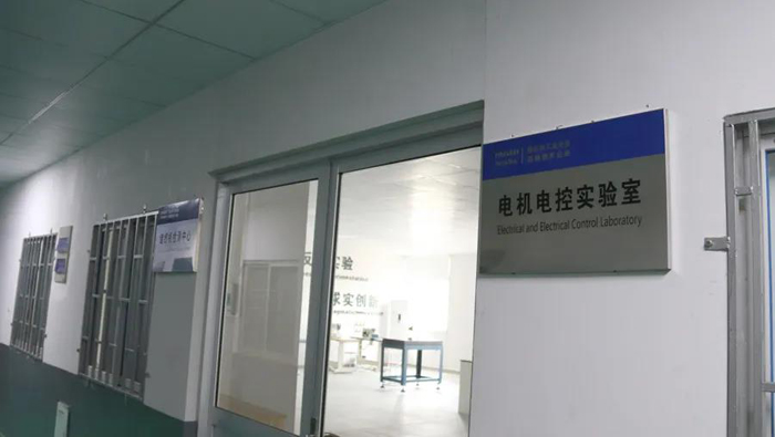 台州市原政协副主席、台州商人研究会会长郑荐平等领导莅临快盈VIII调研指导